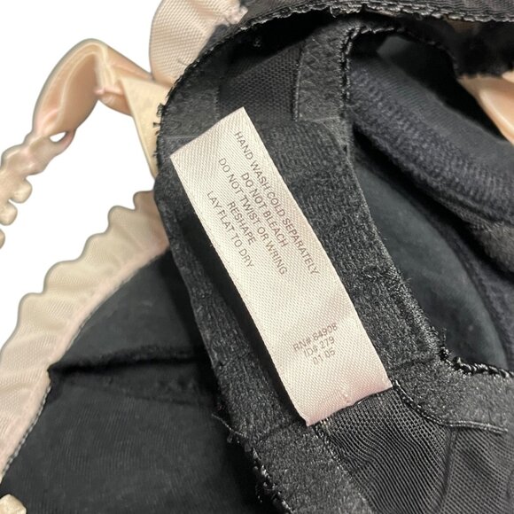 Victoria Secret Push Up Bra 36C Ruffle Detail Underwire Black Pink Trim - Picture 7 of 7